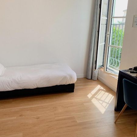 Hotel Les Mouettes ลา กัวเดอ-ซูร์-แมร์ ภายนอก รูปภาพ